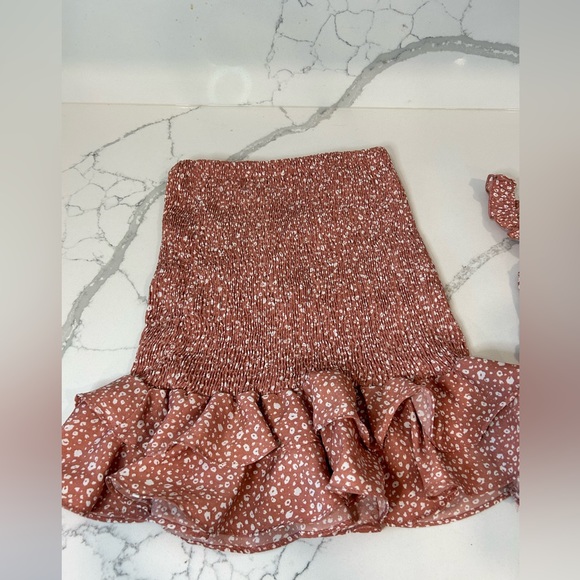 2 PIECE SKIRT AND TOP SET - Picture 3 of 6